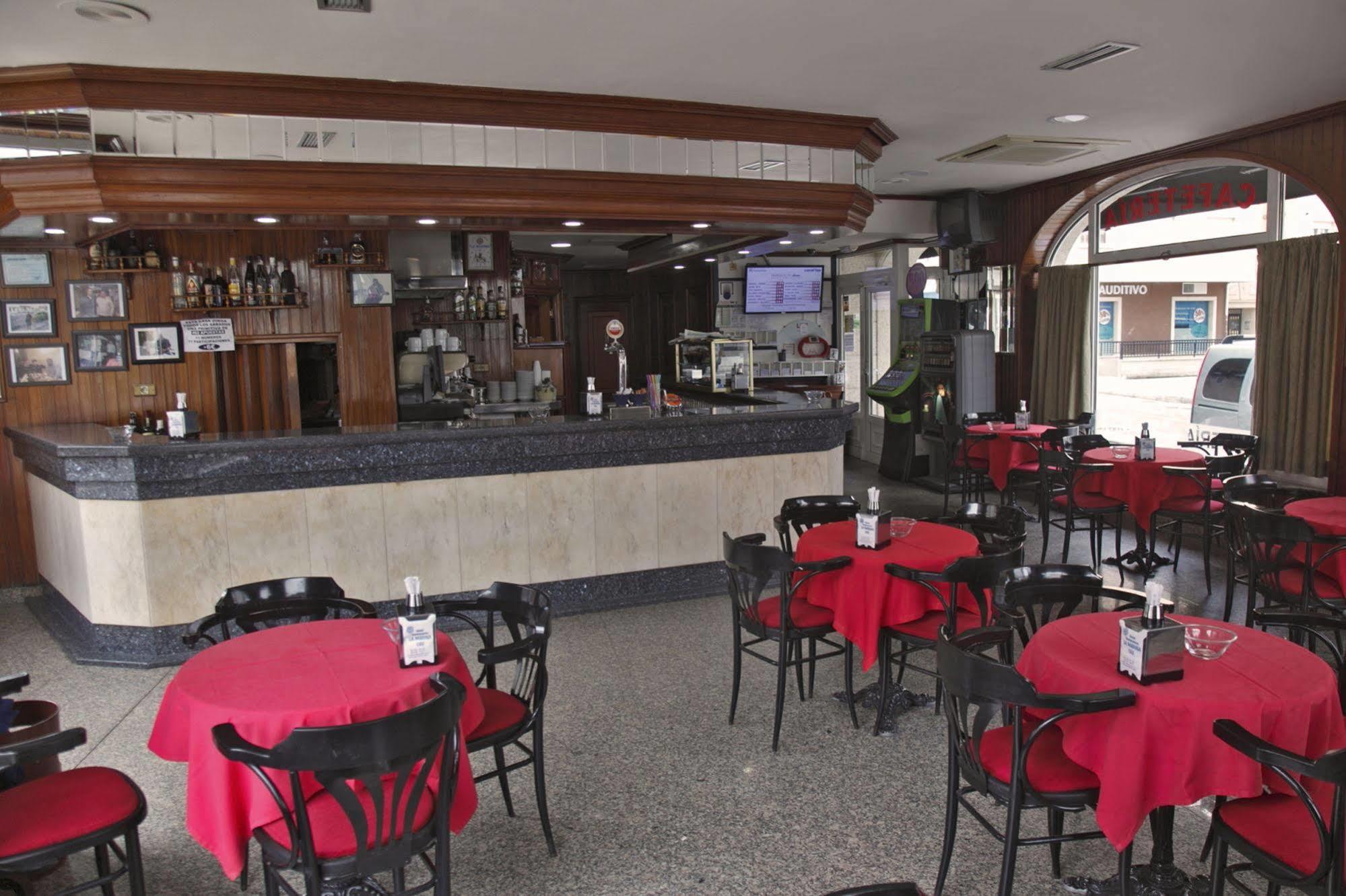 Hospedium Hotel La Marina Costa Da Morte 西宜 外观 照片