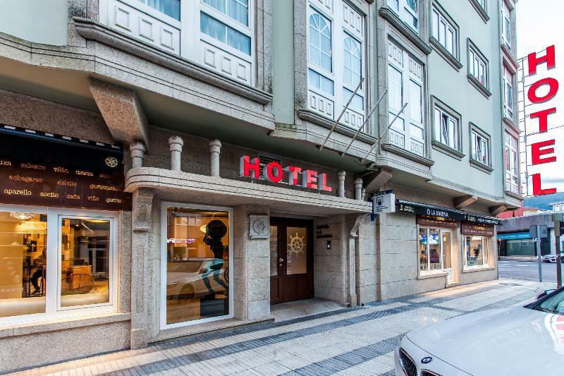 Hospedium Hotel La Marina Costa Da Morte 西宜 外观 照片