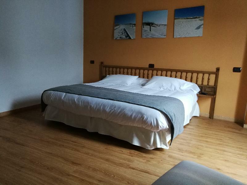 Hospedium Hotel La Marina Costa Da Morte 西宜 外观 照片